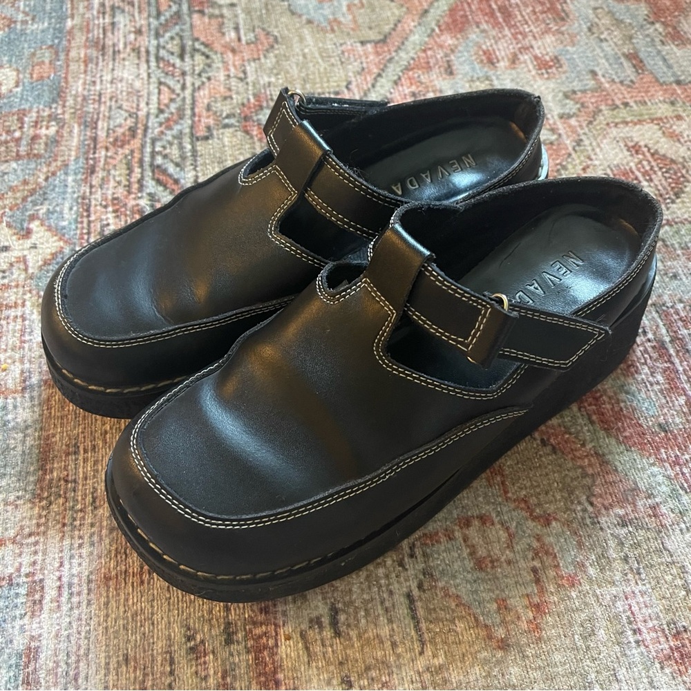 Vintage Nevada Leather Clog/Mule